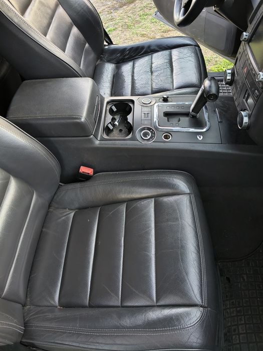 Volkswagen Touareg 2,5 tdi