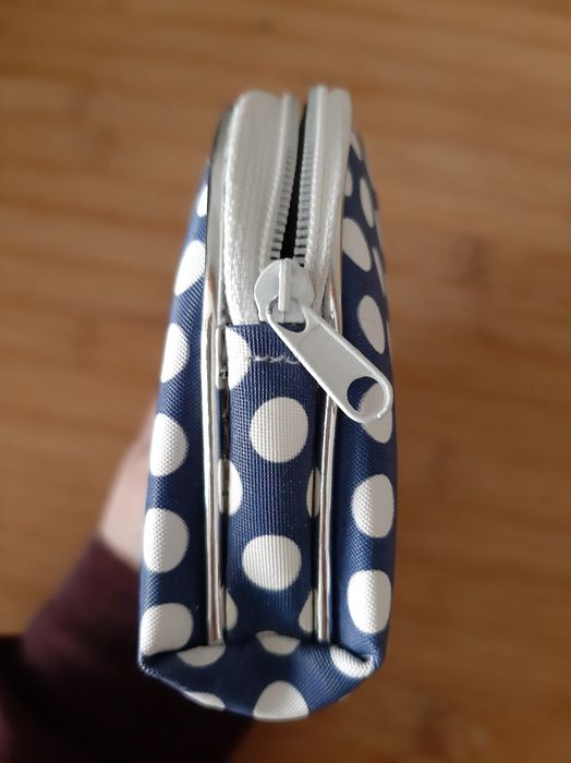 Bolsa    pequena