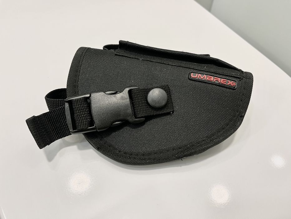 Kabura uniwersalna na pistolet i magazynek