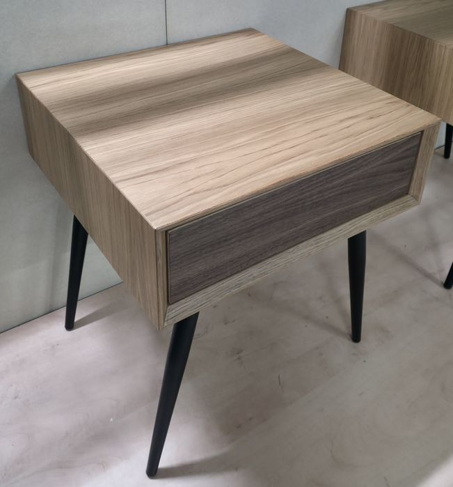 Продам приліжкові тумби 2од.