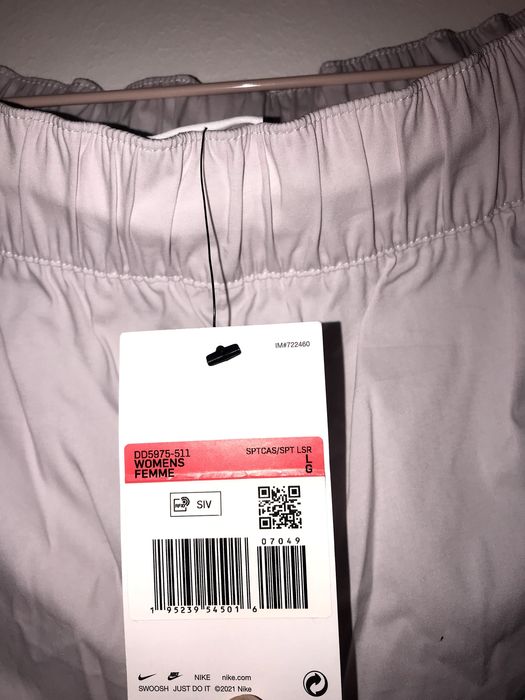 Calça Nike nova com etiqueta