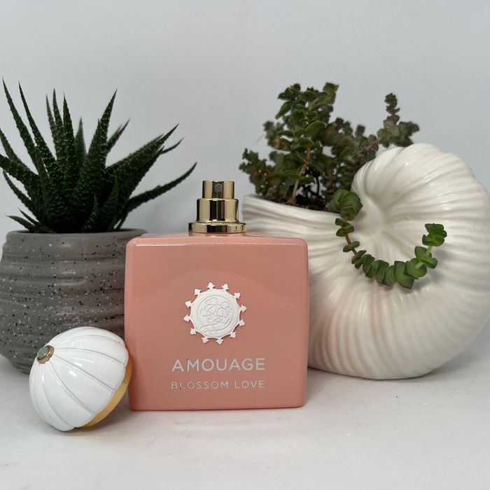amouage blossom love - купить парфюмерию - Цена на OLX.ua