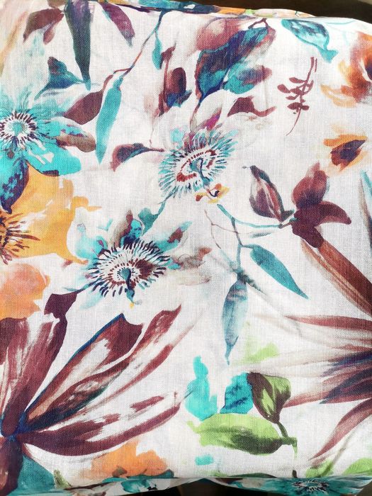Tropical Curtain64729935005569125
