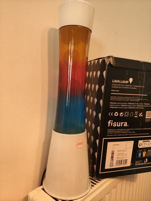 Lampa typu lawa biała fisura