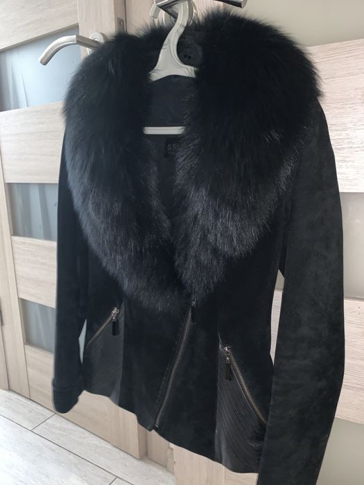 Жіноча курточка