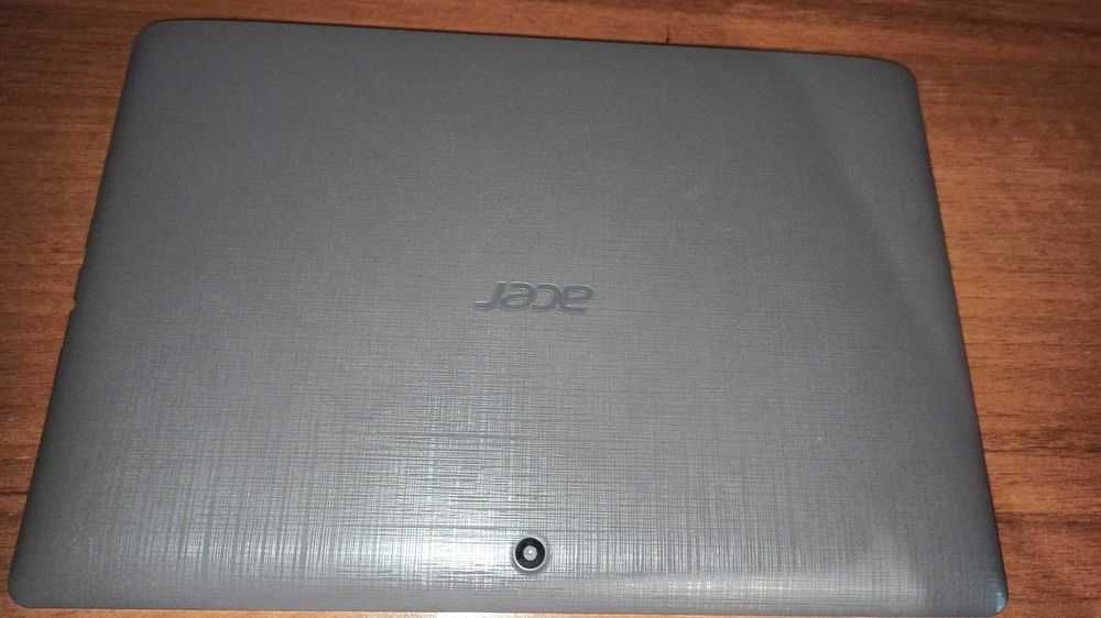 Планшет Acer Aspire Switch 10E (Windows 10), 10.1", IPS, 2/32 ГБ