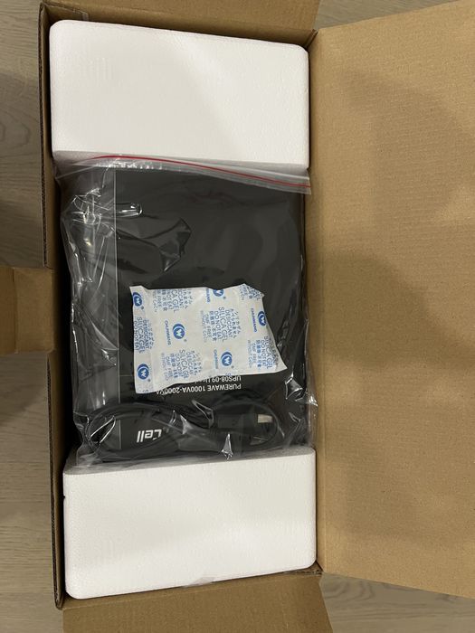 Перетворювач UPS Інвертор «ЧИСТИЙ СИНУС» 700w