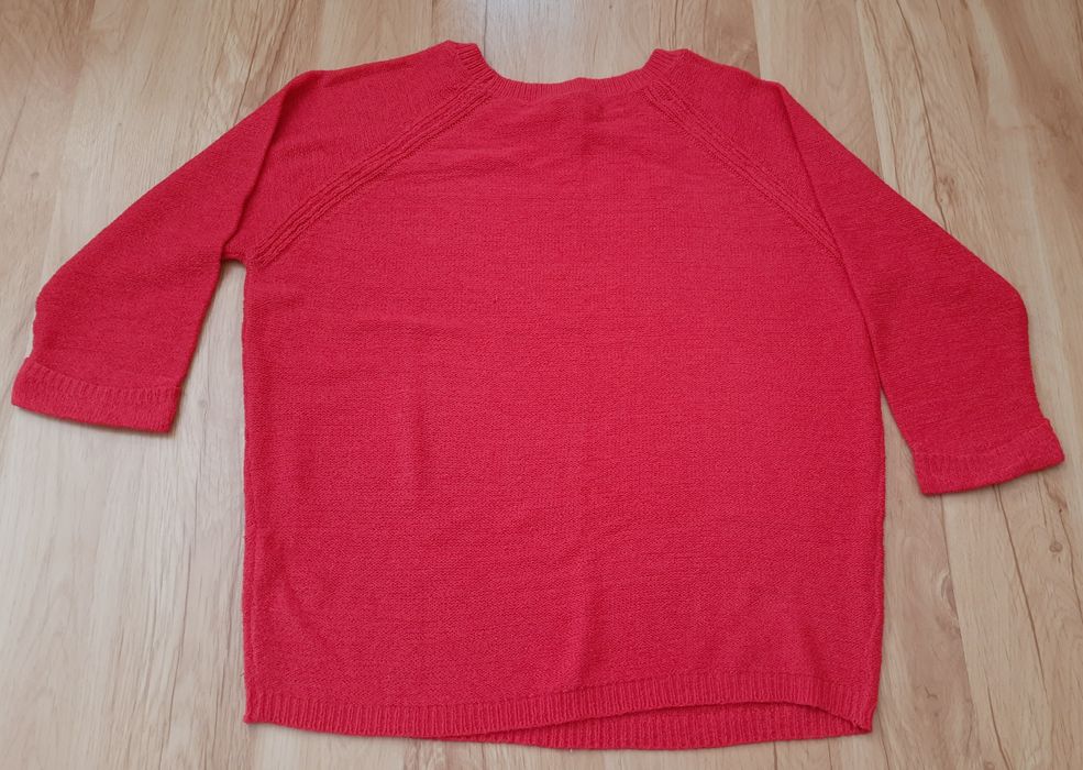 Malinowy sweterek Reserved M NOWY