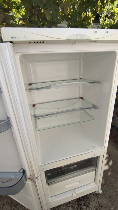Продам холодильник