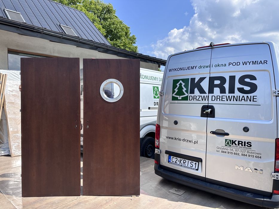 Drzwi wewnętrzne OD RĘKI wahadłowe z bulajem Cała Polska i UE