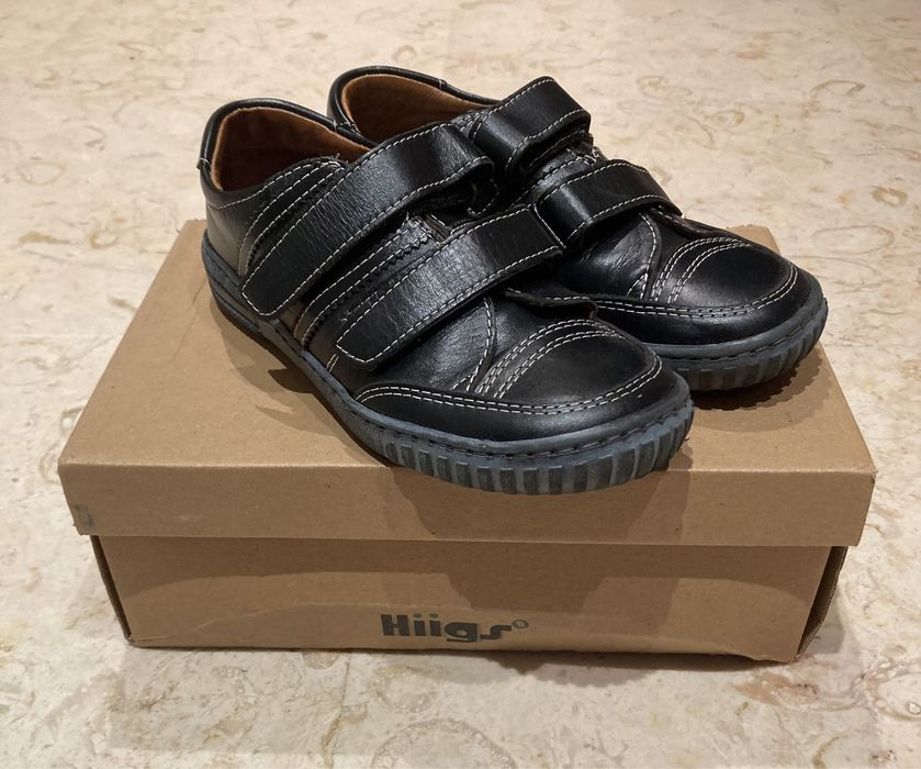 Sapatos criança NOVOS Tamanho: 33