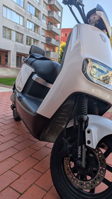 Mota YADEA E8S - Scooter eléctrica/Como NOVA/ Com Extras