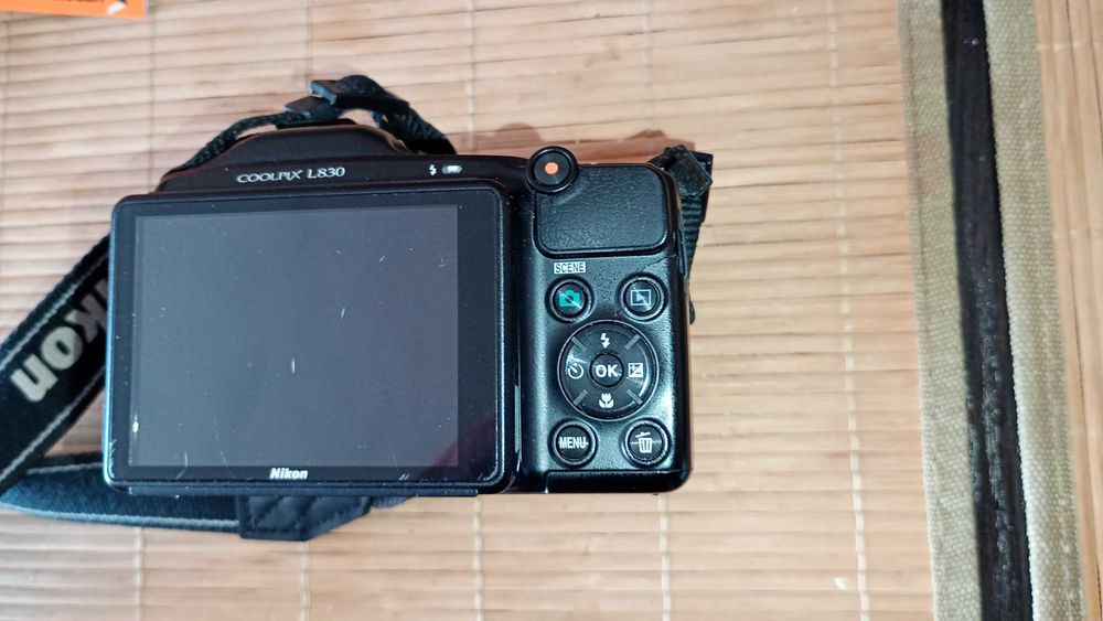Nikon Coolpix L830