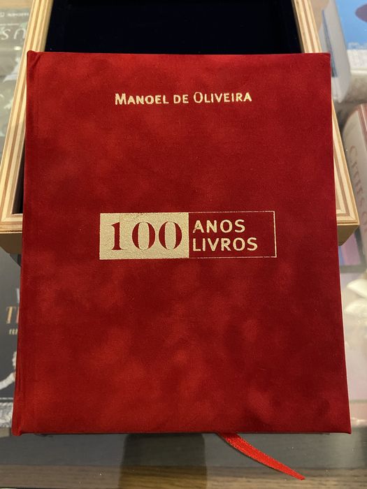 Livro Raro - Manoel de Oliveira - Assinado - “100 anos 100 livros”