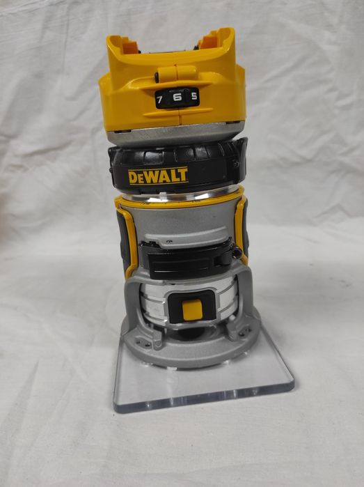 Фрезер DCW600B з регулювання обертів