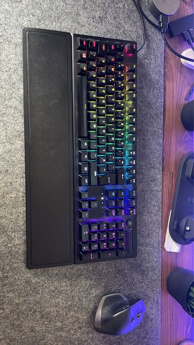 Teclado mecânico Razer blackwindow Layout PT Como novo
