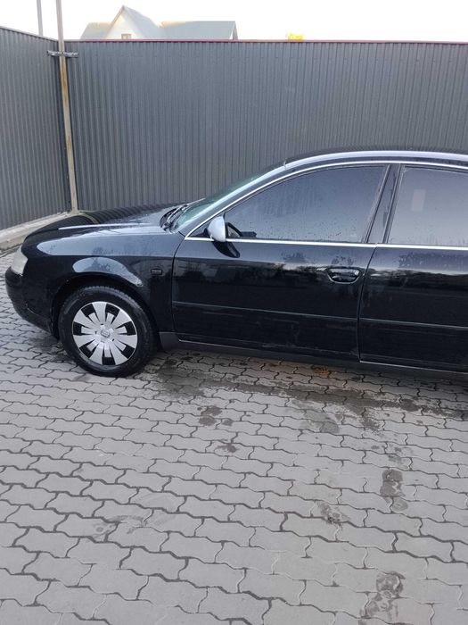 Автомобіль ауді а6с5 .  1.8т
