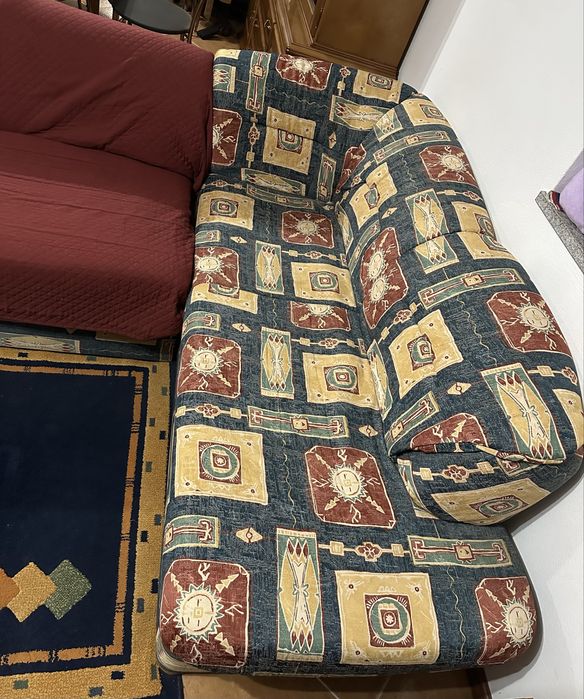 Sofá de canto com cama e arrumação + Poltrona