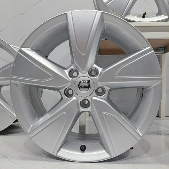 Jantes 17" originais Volvo XC40 Ford Jaguar Renault 5x108