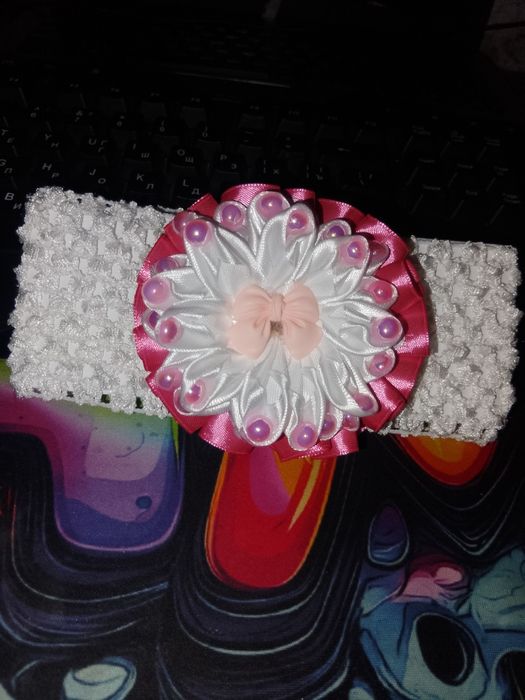 Прикраси для волосся