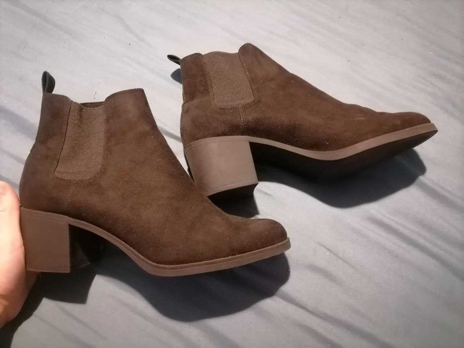 Терміново продам осінні черевики