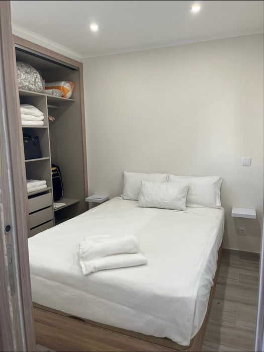 Arrenda-se Apartamento T1+1