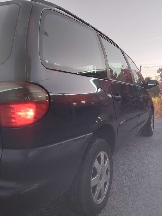 Ford Galaxy 1.9TDI foto 3