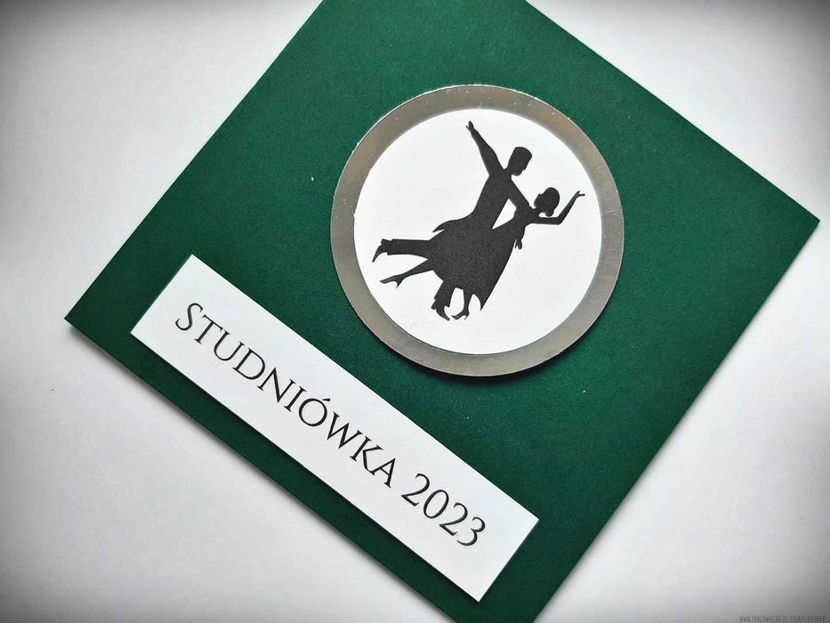 Eleganckie zaproszenia na Studniówkę