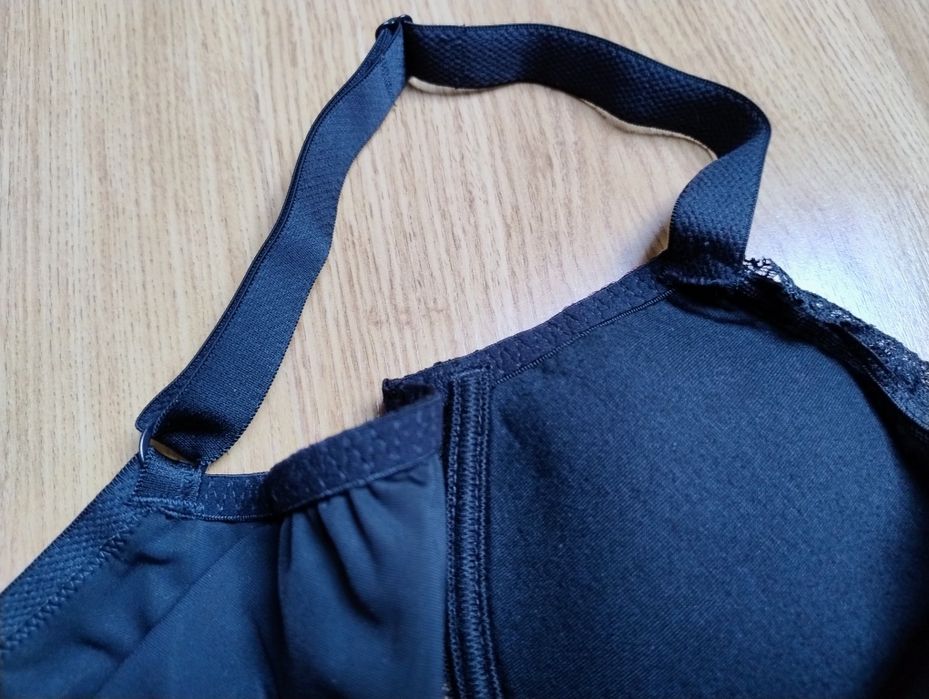 Piękne body Corin 75D/E