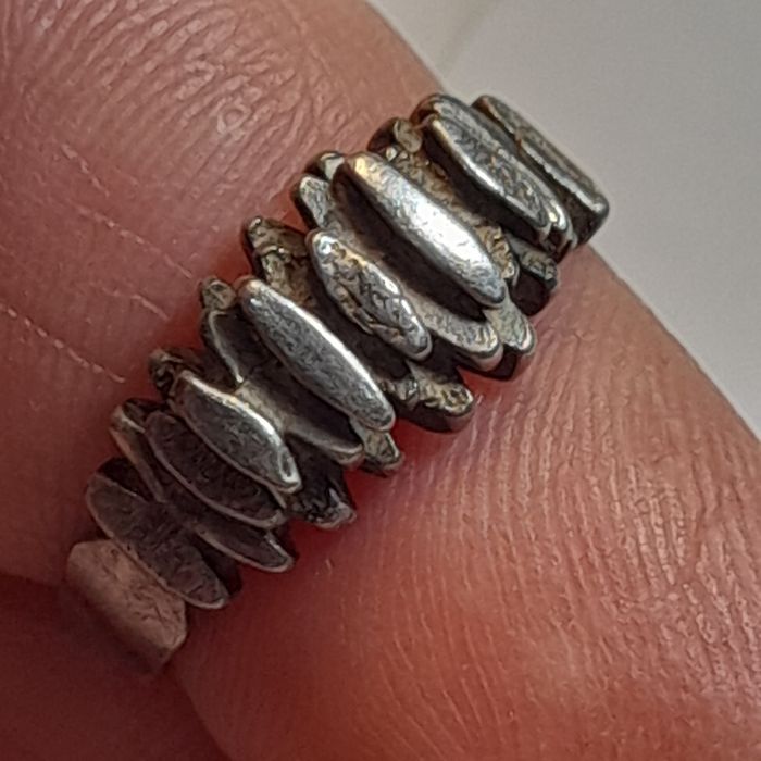 Stary srebrny pierscionek WMS6