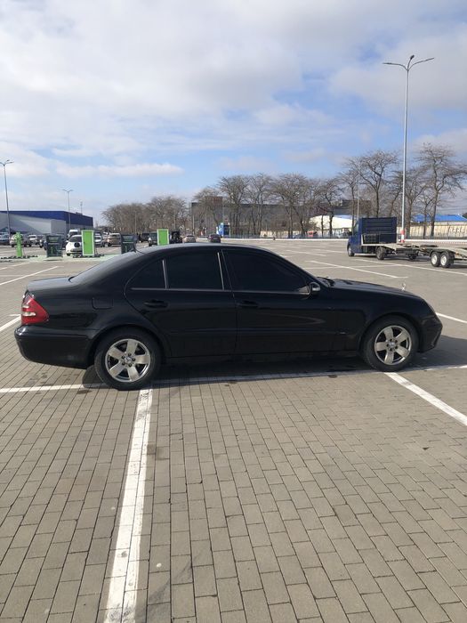 Продам Mercedes  Benz e211 2.2 cdi