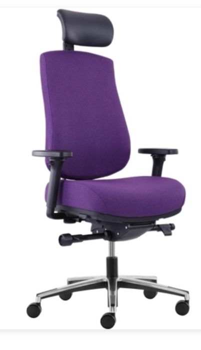 Sofa oraz krzesła biurowe fioletowe. Praktycznie nowe