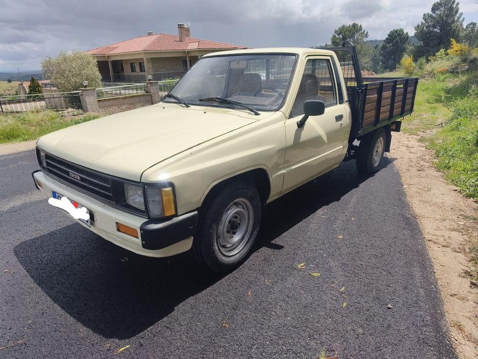 Toyota hillux 2.4D 1989
