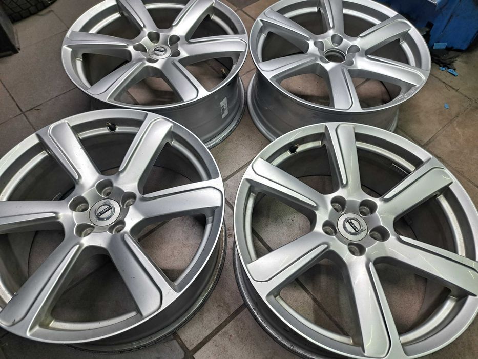 Felgi 5x108 19 volvo oryginalne