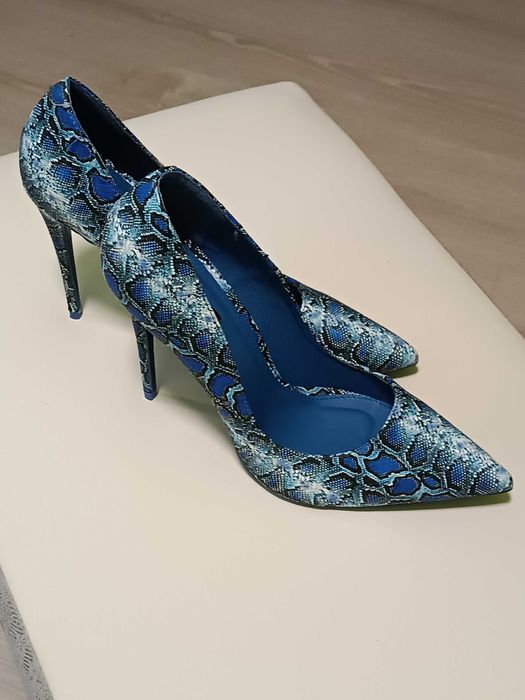 Buty damskie szpilki