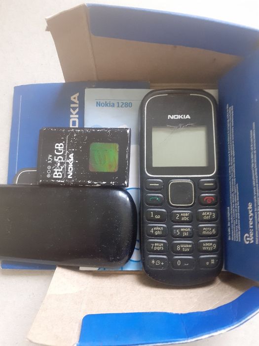 Nokia 1280, є  коробка, інструкція