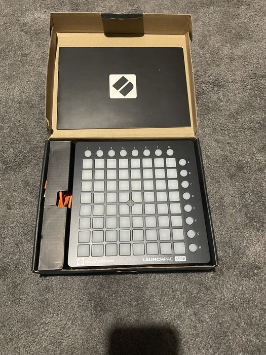 Launchpad mini Novation