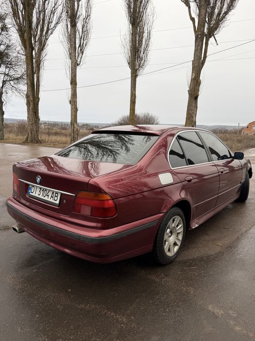 Продам BMW E39 520I з 4 газом