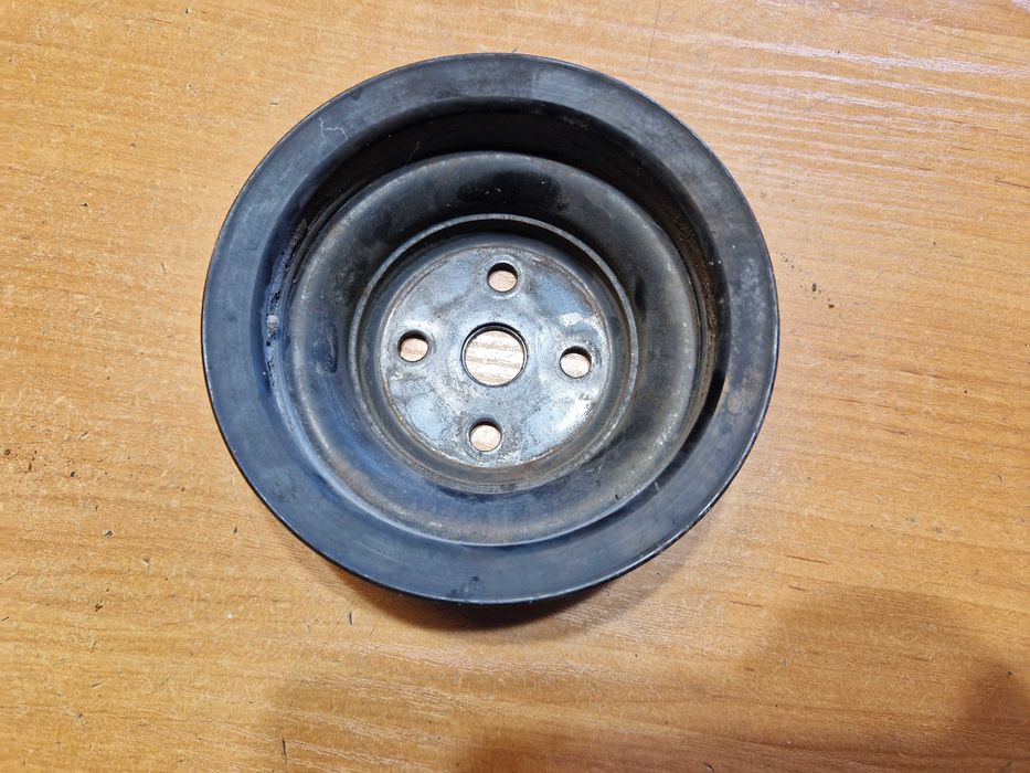 Mitsubishi Pajero II 2.8TD 4M40 Koło Pasowe Pompy Wody