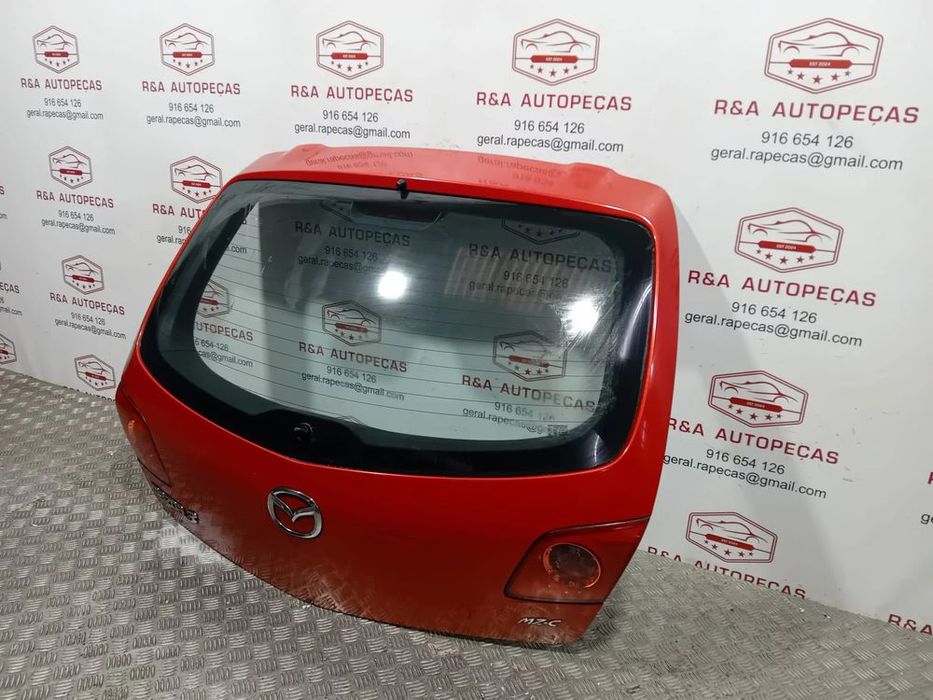 Tampa da Mala Mazda 3 ( BK )