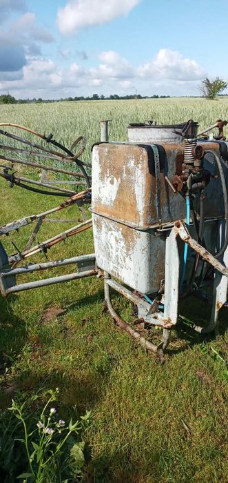 Оприскувач 400літрів