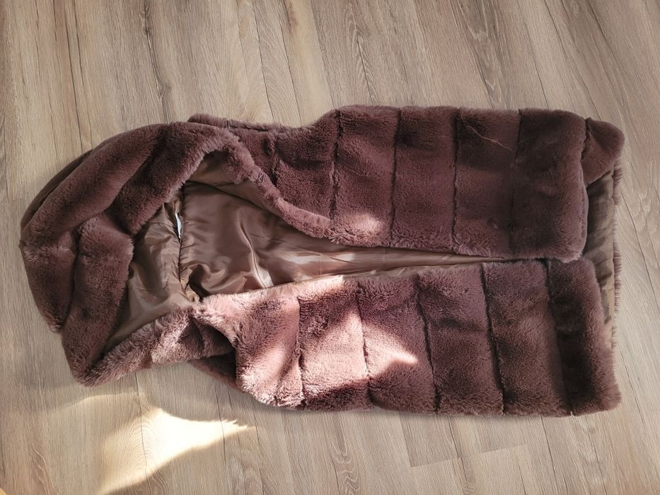 Bezrękawnik brązowy puszek