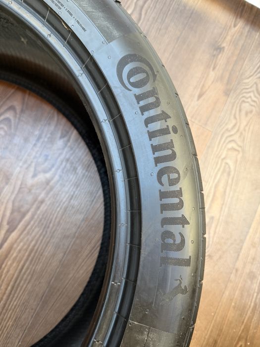 Шини Continental 285/40/R21