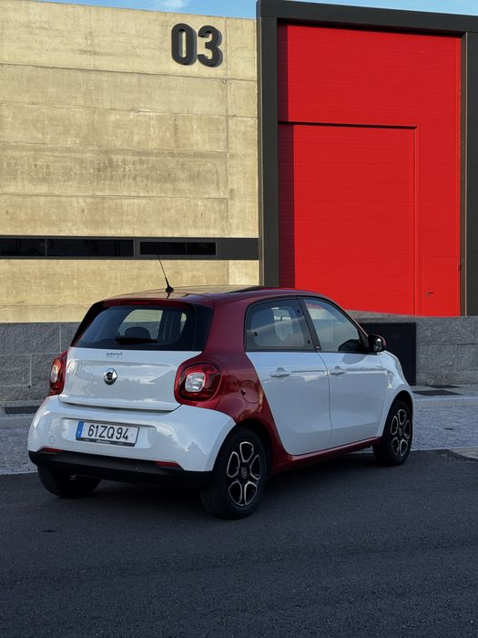 Smart ForFour 1.0 2016 | 110000 km | Economico e Ideal para Cidade