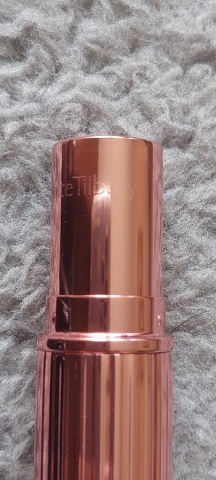 Charlotte Tilbury- pomadka