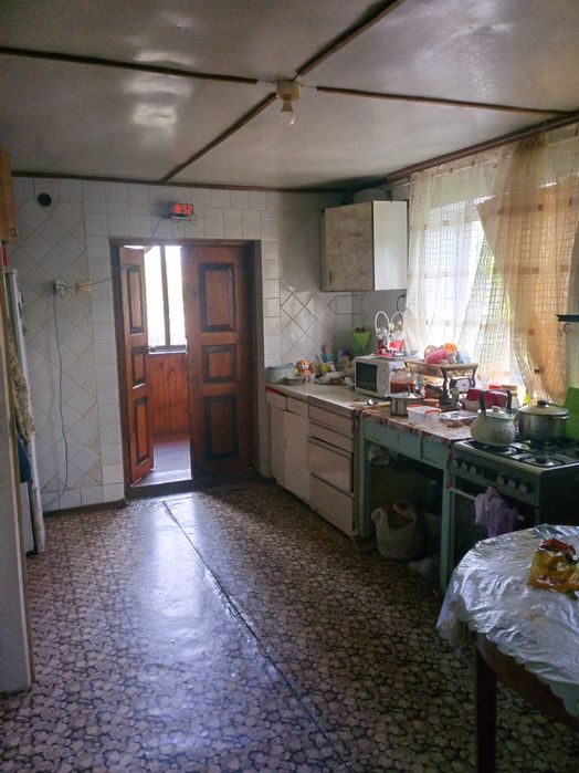 Продам цегляний будинок