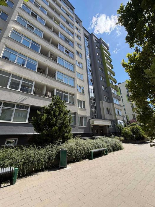Оренда 3 кімнатної квартири з великою терасою, вул. Пасічна