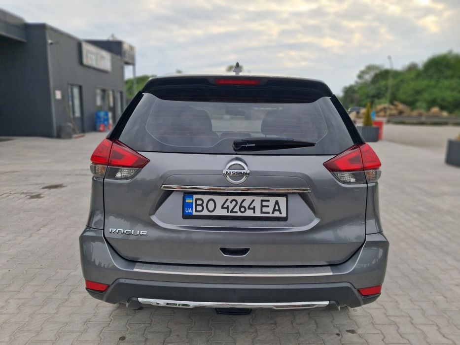 NISSAN Rogue 2017