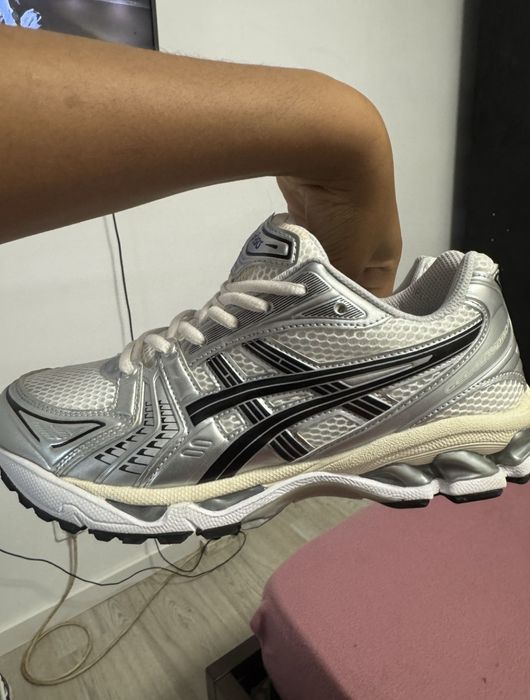 asics gel kayanno 14