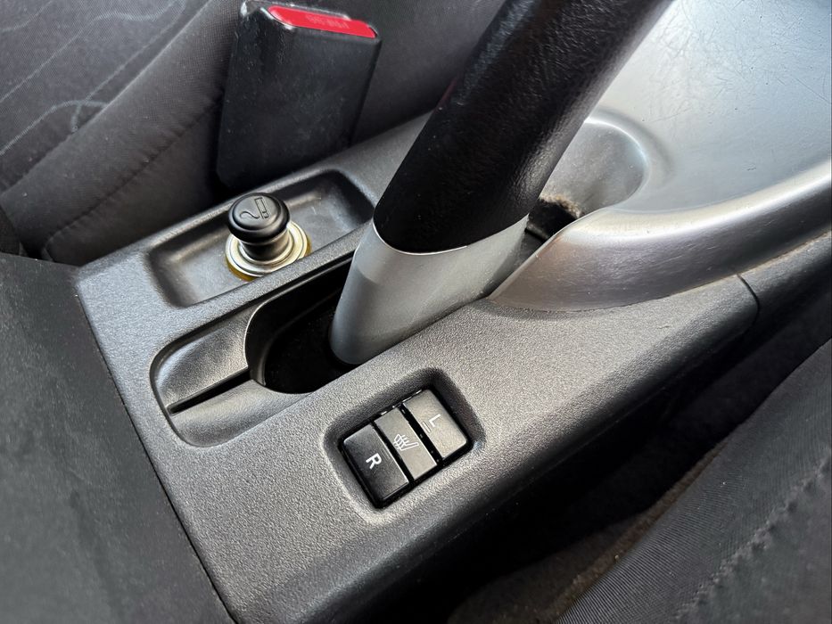 Toyota Auris 2011 год 1.6 Бензин Автомат 162000 пробег